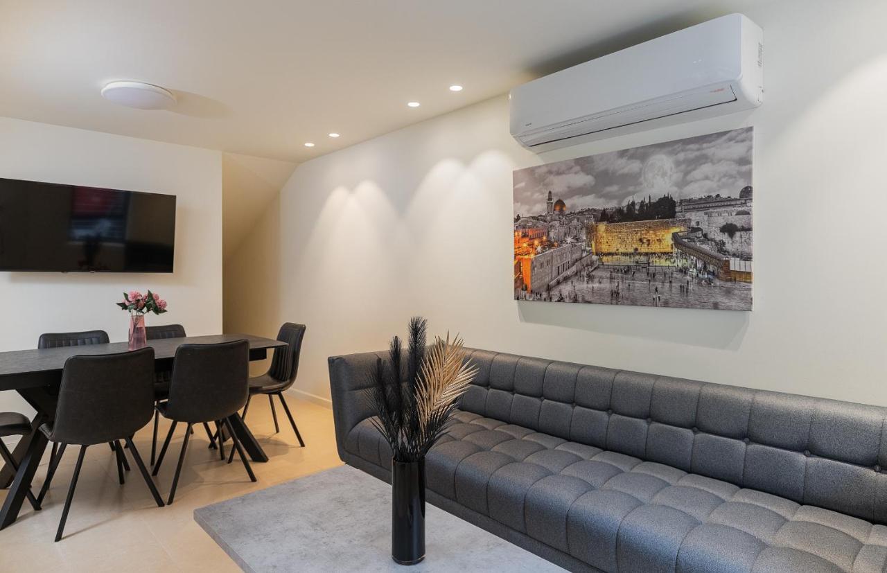 The Pearl Of Nachlaot Apartments 예루살렘 외부 사진