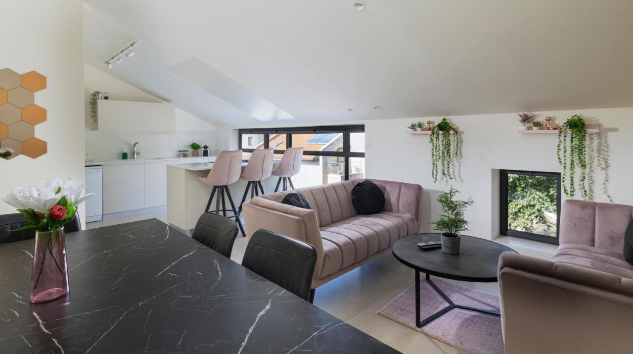 The Pearl Of Nachlaot Apartments 예루살렘 외부 사진