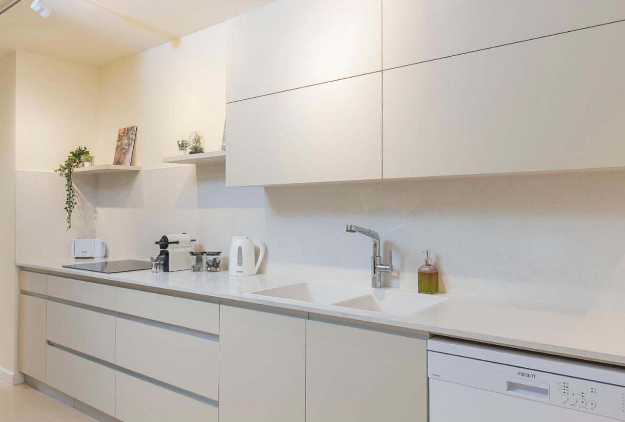 The Pearl Of Nachlaot Apartments 예루살렘 객실 사진