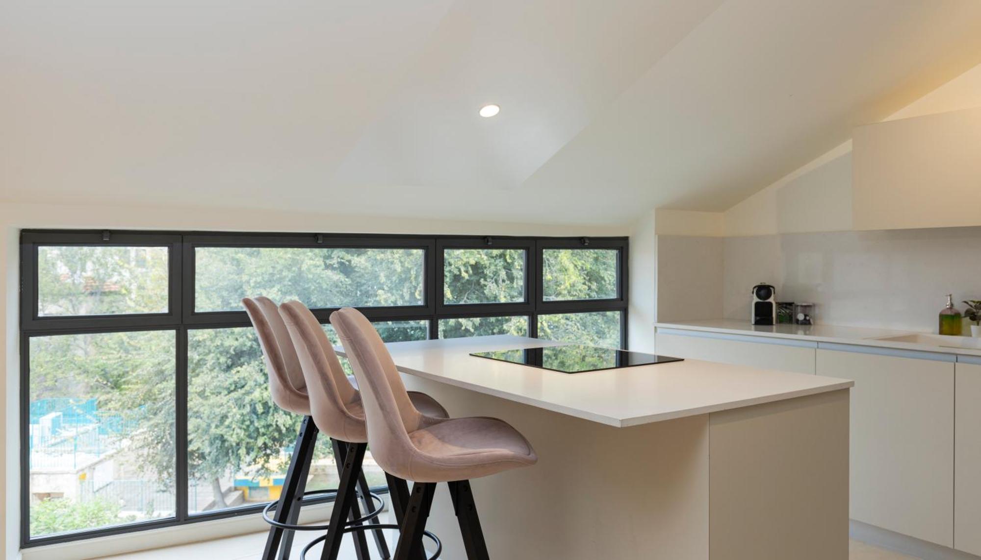 The Pearl Of Nachlaot Apartments 예루살렘 객실 사진