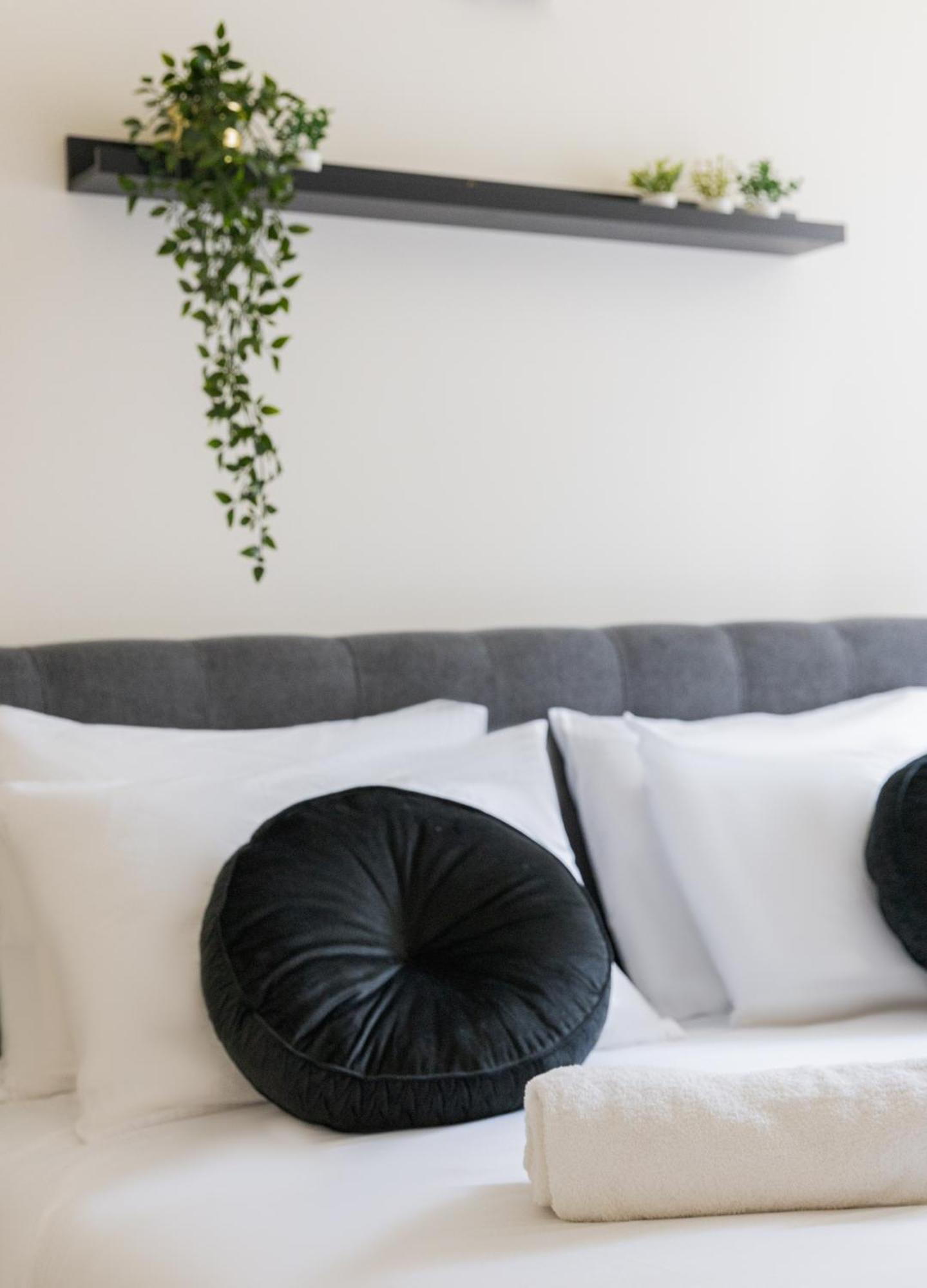 The Pearl Of Nachlaot Apartments 예루살렘 객실 사진